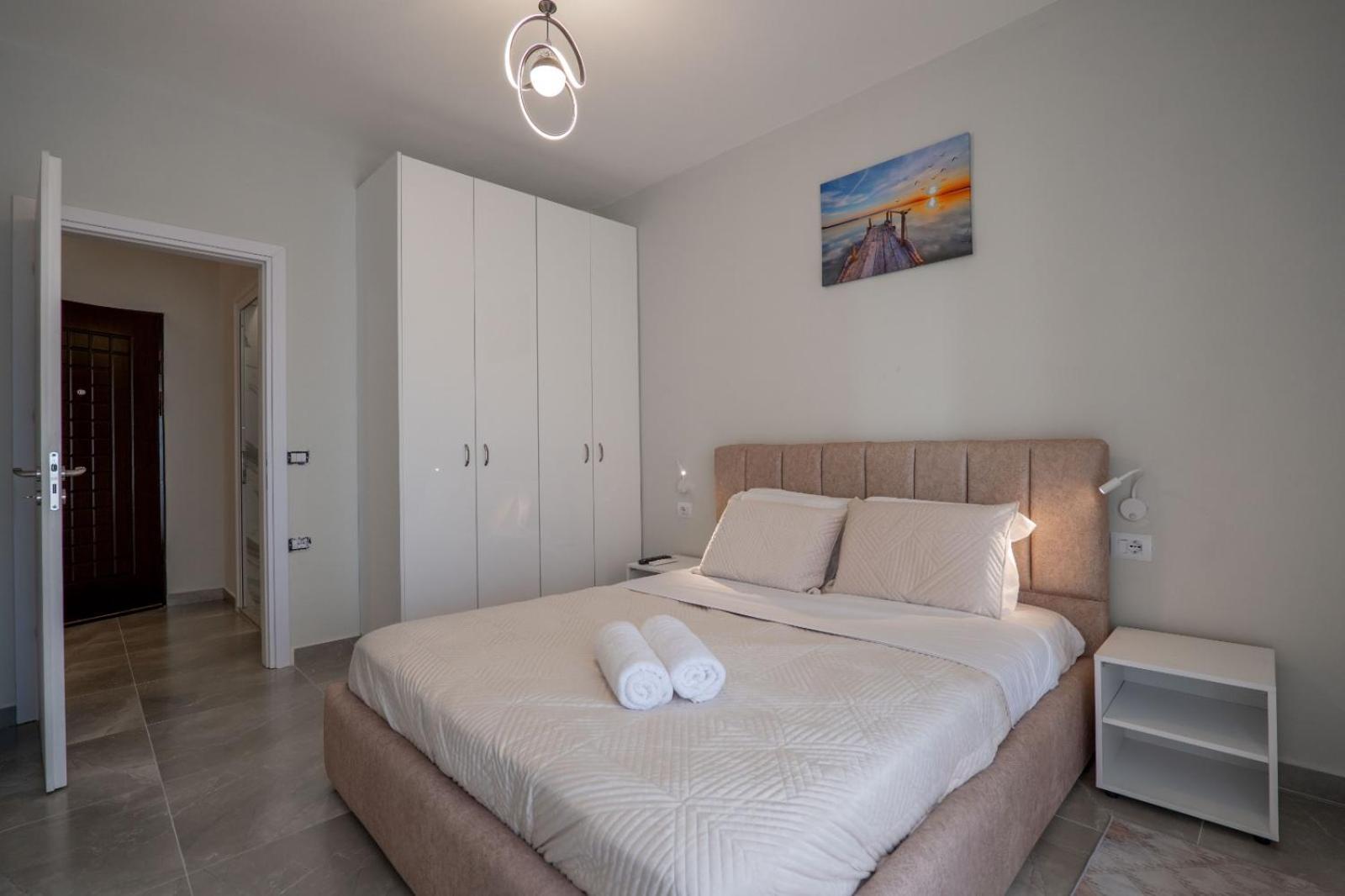 Esel Apartments Saranda Kültér fotó