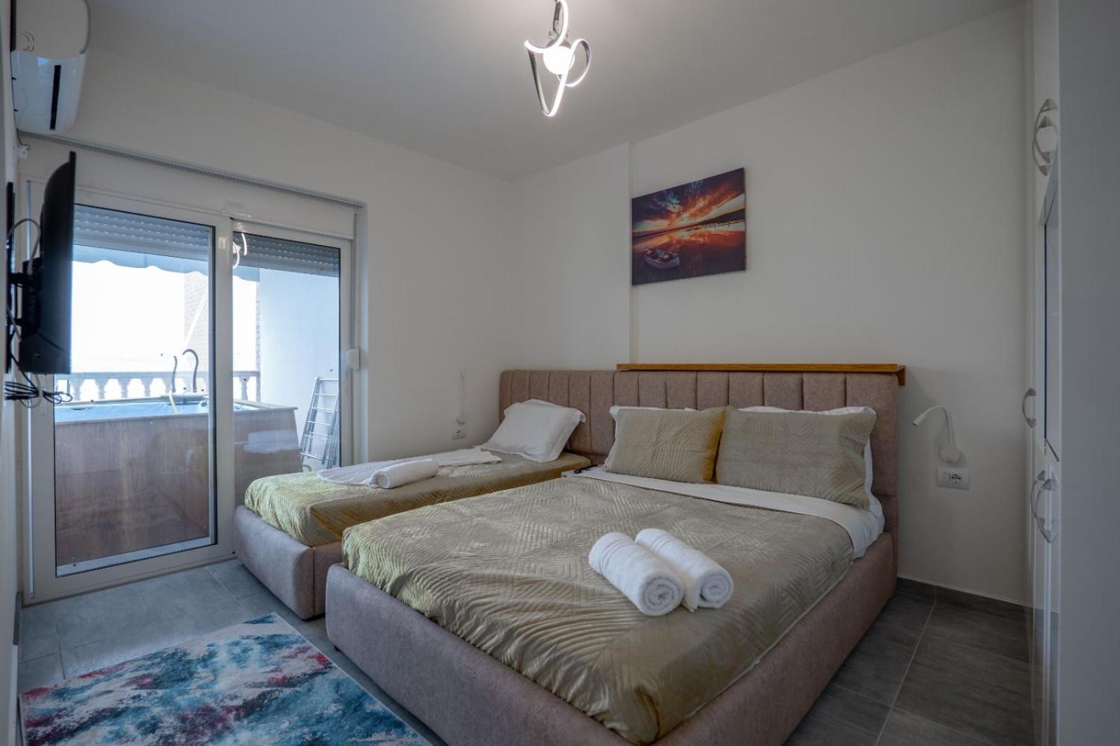 Esel Apartments Saranda Kültér fotó