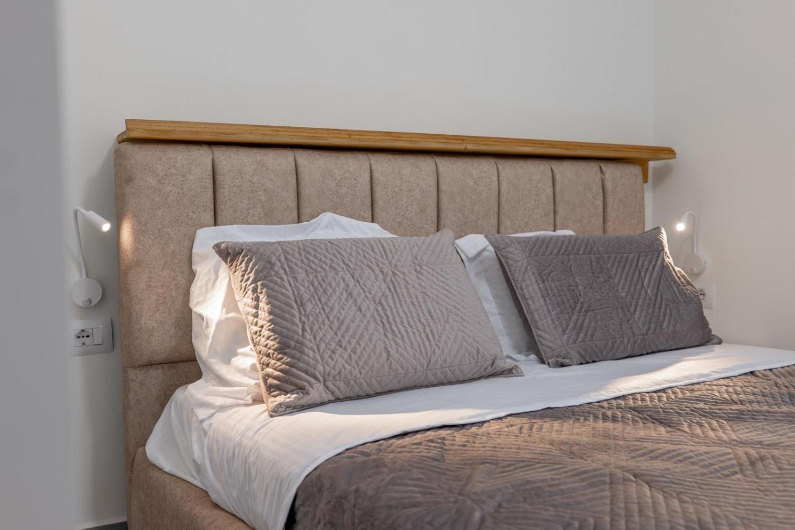 Esel Apartments Saranda Kültér fotó