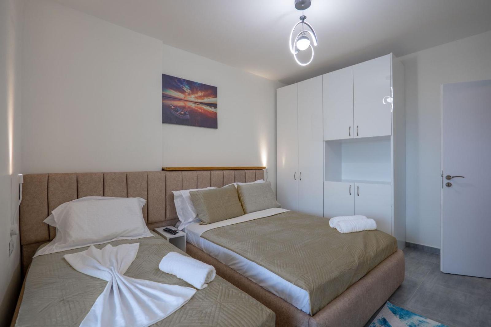 Esel Apartments Saranda Kültér fotó