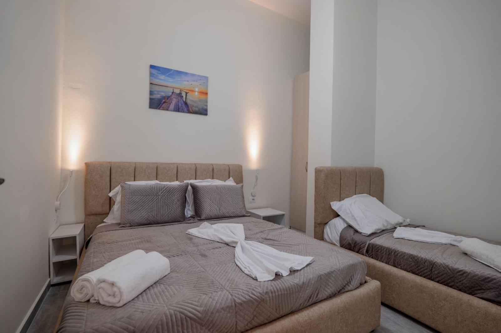Esel Apartments Saranda Kültér fotó