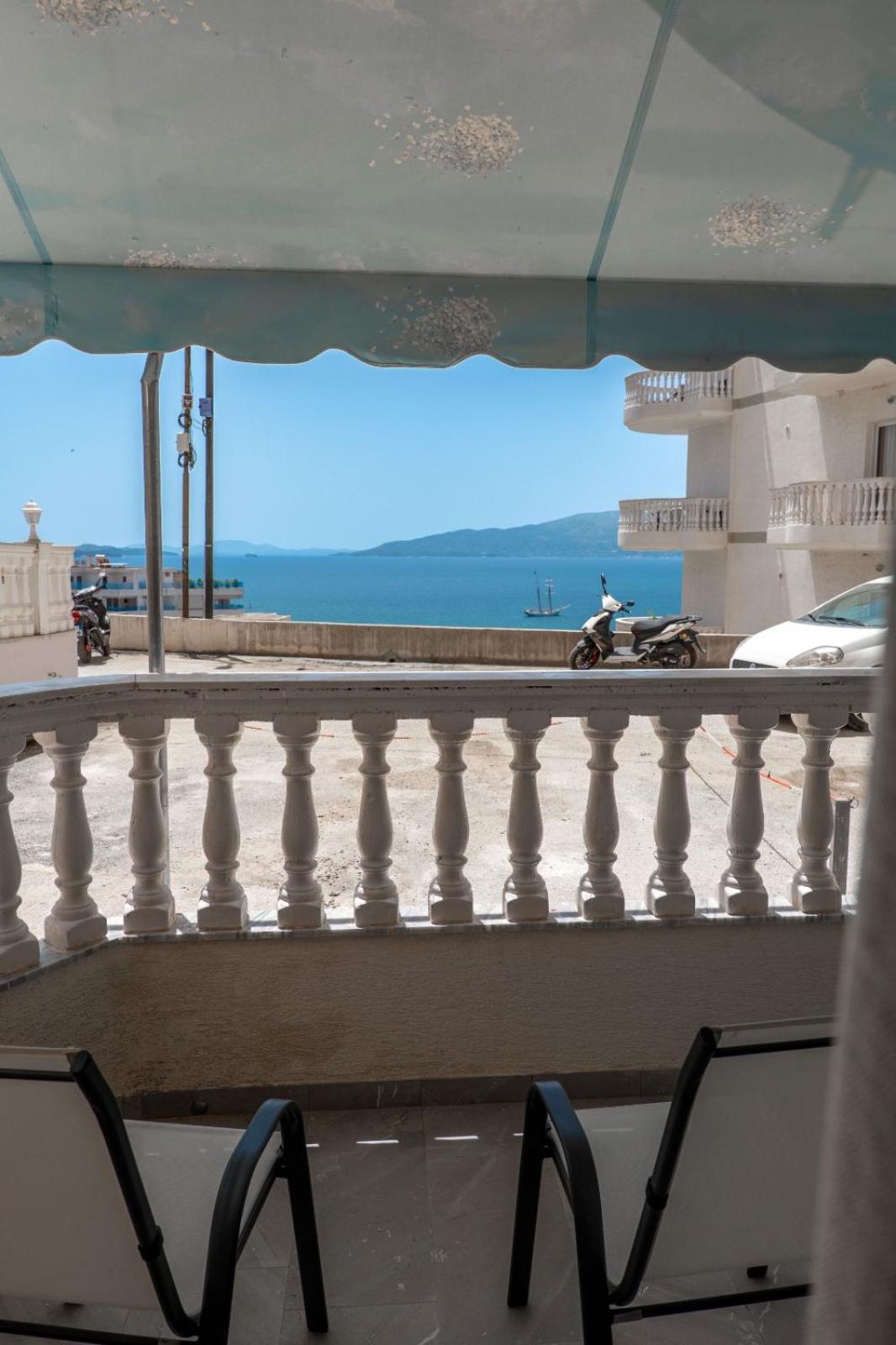 Esel Apartments Saranda Kültér fotó